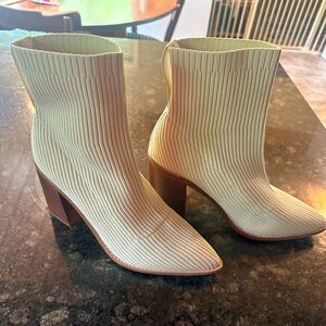Cream/Beige colored sock boots. Size 8. Great Condition.